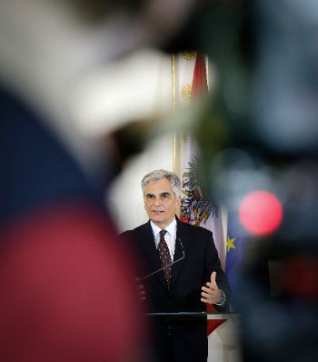 Bundeskanzler Werner Faymann beim Pressefoyer nach dem Ministerrat am 5. April 2016.