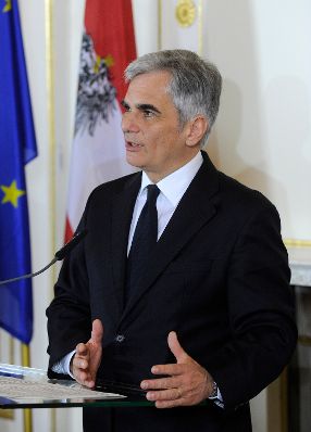 Bundeskanzler Werner Faymann beim Pressefoyer nach dem Ministerrat am 12. April 2016.