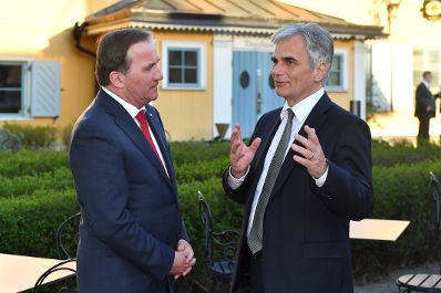 Am 8. Mai 2016 fand ein Treffen von Bundeskanzler Werner Faymann (r.) mit dem schwedischen Ministerpr&auml;sidenten Stefan L&ouml;fven (l.) und dem deutschen Vizekanzler Sigmar Gabriel in Stockholm statt.