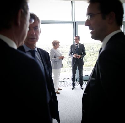Am 23. Juni 2016 traf Bundeskanzler Christian Kern (r.) im Rahmen seines Besuches in Berlin die deutsche Bundeskanzlerin Angela Merkel (l.) zu einem Gespr&auml;ch.