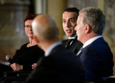 Am 4. Juli 2016 fand in der Aula der Wissenschaften eine Diskussion zum "Wirtschaftspolitischen Programm &Ouml;sterreich 2016-17" statt. Im Bild Bundeskanzler Christian Kern.