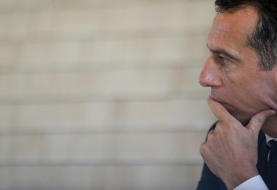 Am 19. Juli 2016 besuchte Bundeskanzler Christian Kern (im Bild) das Bundesland Vorarlberg. Im Bild bei den "Vorarlberger Nachrichten".