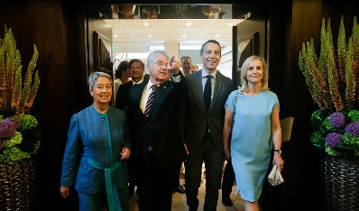 Am 28. Juli 2016 fand der Festakt anl&auml;sslich der Er&ouml;ffnung der 96. Salzburger Festspiele statt. Im Bild Bundeskanzler Christian Kern und Ehefrau Eveline Steinberger-Kern (r.) mit Bundespr&auml;sident a.D. Heinz Fischer und Ehefrau Margit (l.).