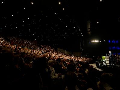 Am 28. Juli 2016 fand in der Felsenreitschule der Festakt anl&auml;sslich der Er&ouml;ffnung der 96. Salzburger Festspiele statt. Im Bild Kunst- und Kulturminister Thomas Drozda bei der Er&ouml;ffnungsrede.