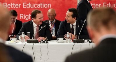 Von 20. bis 21. Oktober 2016 fand in Br&uuml;ssel der Europ&auml;ische Rat der Staats- und Regierungschefs statt. Im Bild Bundeskanzler Christian Kern (r.) mit dem schwedischen Ministerpr&auml;sidenten Stefan L&ouml;fven (l.).