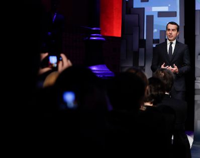 Am 10. November 2016 er&ouml;ffnete Bundeskanzler Christian Kern den futurezone Award 2016.