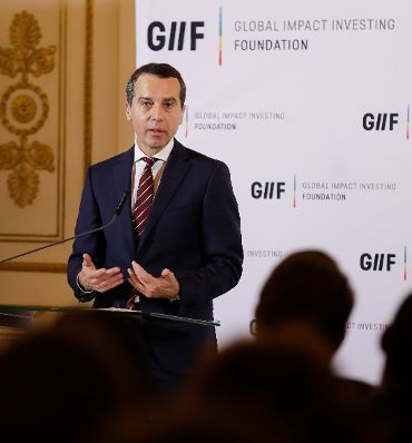 Am 23. November 2016 fand die Unterzeichnung einer &quot;Joint Declaration&quot; zwischen &Ouml;sterreich und der UNIDO statt. Im Bild Bundeskanzler Christian Kern.