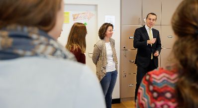Am 7. Dezember 2016 besuchte Bundeskanzler Christian Kern die Ganztagsschule am Bildungscampus Donaufeld.