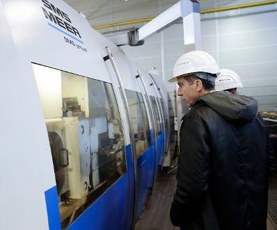 Am 12. Dezember 2016 besuchte Bundeskanzler Christian Kern (im Bild) den Betrieb Stahl Judenburg.