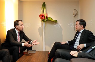Am 19. J&auml;nner 2017 nahm Bundeskanzler Christian Kern (l.) am Weltwirtschaftsforum in Davos teil. Im Bild mit dem der niederl&auml;ndischen Ministerpr&auml;sidenten Mark Rutte (r.).