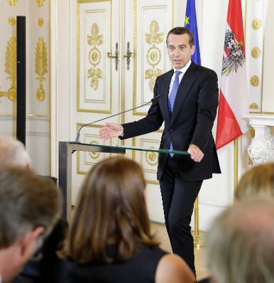 Am 13. Juni 2017 fand die Buchpr&auml;sentation "Die Staatskanzlei" im Bundeskanzleramt statt. Im Bild Bundeskanzler Christian Kern.