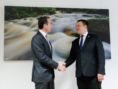 Am 23. Juni 2017 endete in Br&uuml;ssel der zweit&auml;gige Europ&auml;ische Rat der Staats- und Regierungschefs. Im Bild Bundeskanzler Christian Kern (l.) im Bild mit dem estnischen Premierminister J&uuml;ri Ratas (r.).
