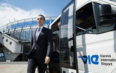 Am 14. Juli 2017 gab Bundeskanzler Christian Kern ein Pressestatement zur Er&ouml;ffnung eines Standorts von Easyjet in Wien.