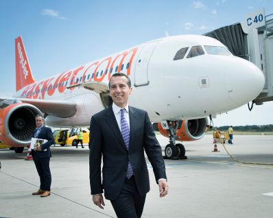 Am 14. Juli 2017 gab Bundeskanzler Christian Kern ein Pressestatement zur Er&ouml;ffnung eines Standorts von Easyjet in Wien.