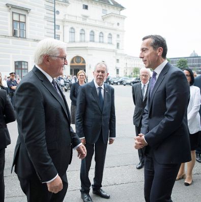 Am 14. Juli 2017 empfing Bundeskanzler Christian Kern (r.) den deutschen Bundespr&auml;sidenten Frank-Walter Steinmeier (l.) zu einem Gespr&auml;ch.