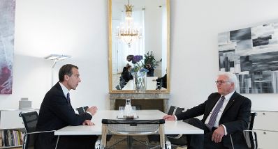 Am 14. Juli 2017 empfing Bundeskanzler Christian Kern (l.) den deutschen Bundespr&auml;sidenten Frank-Walter Steinmeier (r.) zu einem Gespr&auml;ch.