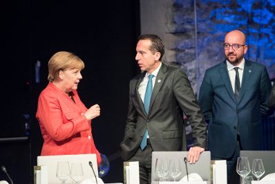 Am 29. September 2017 fand das Digitale Gipfeltreffen der Europ&auml;ischen Staats- und Regierungschefs in Tallinn statt. Im Bild Bundeskanzler Christian Kern (m.r.) mit der deutschen Bundeskanzlerin Angela Merkel (l.).
