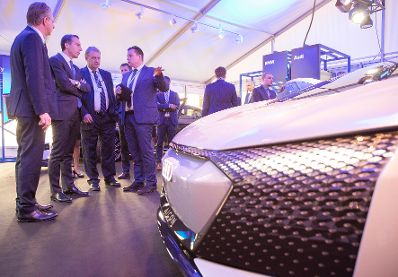 Am 29. September 2017 fand das Digitale Gipfeltreffen der Europ&auml;ischen Staats- und Regierungschefs in Tallinn statt. Im Bild Bundeskanzler Christian Kern bei der Besichtigung des Creative Hub.