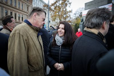 Am 13. November 2017 fand der Gedenktag zur Gr&uuml;ndung der Republik statt. Im Bild Staatssekret&auml;rin Muna Duzdar (m.).