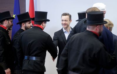 Am 10. J&auml;nner 2019 begann in Mauerbach die zweit&auml;gige Klausurtagung der Bundesregierung. Im Bild Bundesminister Gernot Bl&uuml;mel (m.).