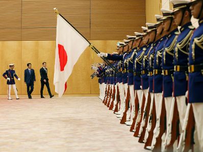 Am 15. Februar 2019 traf Bundeskanzler Sebastian Kurz im Rahmen seines Arbeitsbesuchs den japanischen Premierminister Shinzō Abe.
