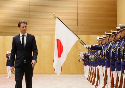 Am 15. Februar 2019 traf Bundeskanzler Sebastian Kurz (im Bild) im Rahmen seines Arbeitsbesuchs den japanischen Premierminister Shinzō Abe.