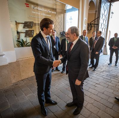 Am 29. M&auml;rz 2019 empfing Bundeskanzler Sebastian Kurz (l.) den Premierminister von Armenien, Nikol Pashinyan (r.) zu einem Gespr&auml;ch.