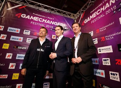 Am 11. April 2019 nahm Bundeskanzler Sebastian Kurz (m.) beim 4Gamechangers Festival teil.