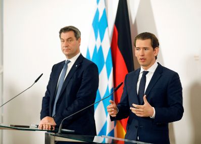 Am 3. Mai 2019 gab Bundeskanzler Sebastian Kurz (r.) gemeinsam mit dem Ministerpr&auml;sident von Bayern Markus S&ouml;der (l.) eine Pressekonferenz.