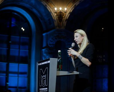 Am 13. Mai 2019 nahm Bundeskanzler Sebastian Kurz mit Vizekanzler Heinz-Christian Strache, Bundesministerin Juliane Bogner-Strau&szlig; (im Bild) und Bundesministerin Margarete Schramb&ouml;ck an der Verleihung des &bdquo;FM Incomingpreis 2019&ldquo; an Landeshauptfrau Johanna Mikl-Leitner teil.