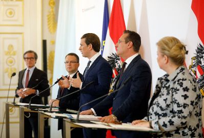 Am 16. Mai 2019 fand eine Pressekonferenz zum Thema Mindestpension statt. Im Bild (v.l.n.r.) &Ouml;VP-Sozialsprecher August W&ouml;ginger, Bundeskanzler Sebastian Kurz, Vizekanzler Heinz-Christian Strache und Bundesministerin Beate Hartinger-Klein.