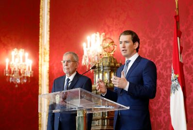 Am 21. Mai 2019 traf Bundeskanzler Sebastian Kurz (r.) den Bundespr&auml;sidenten Alexander Van der Bellen (l.) zu einem Gespr&auml;ch. Im Bild bei der Pressekonferenz nach dem Gespr&auml;ch.