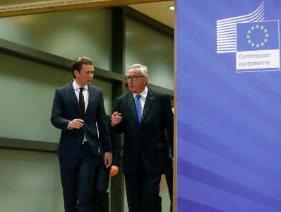 Am 19. Dezember 2017 traf Bundeskanzler Sebastian Kurz (l.) im Rahmen seines Besuches in Br&uuml;ssel den Pr&auml;sidenten der Europ&auml;ischen Kommission Jean-Claude Juncker (r.) zu einem Gespr&auml;ch.