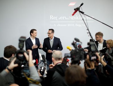Am 4. J&auml;nner 2017 begann in Seggau die zweit&auml;gige Klausurtagung der Bundesregierung. Im Bild Bundeskanzler Sebastian Kurz (l.) und Vizekanzler Heinz-Christian Strache (r.).