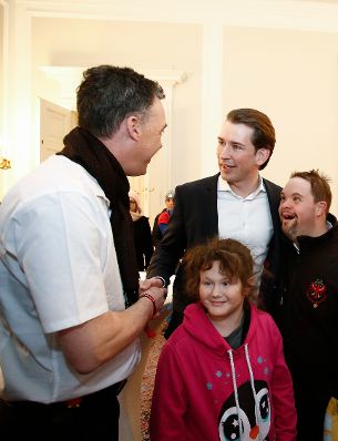 Am 19. M&auml;rz 2018 empfing Bundeskanzler Sebastian Kurz (m.) den Tiroler Kerngruppen-Verein.