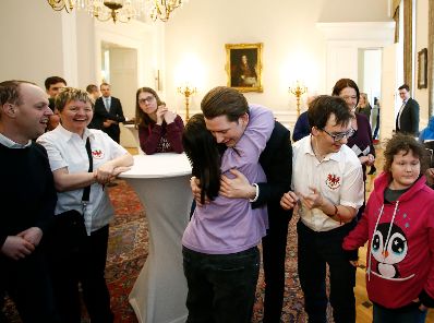 Am 19. M&auml;rz 2018 empfing Bundeskanzler Sebastian Kurz (m.) den Tiroler Kerngruppen-Verein.