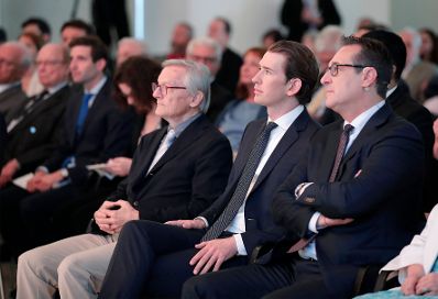 Am 9. Mai 2018 fand in der Akademie der Wissenschaften ein Gespr&auml;ch zu den vergangenen EU-Ratsvorsitzen und zum EU-Ratsvorsitz 2018 statt. Im Bild Bundeskanzler Sebastian Kurz (m.), Vizekanzler Heinz-Christian Strache (r.) und der ehemalige Bundeskanzler Wolfgang Sch&uuml;ssel (l.).
