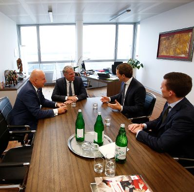 Am 15. Mai 2018 nahm Bundeskanzler Sebastian Kurz am Festakt &quot;60 Jahre Austrian Airlines&quot; teil.