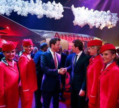 Am 15. Mai 2018 nahm Bundeskanzler Sebastian Kurz (m.r.) am Festakt &quot;60 Jahre Austrian Airlines&quot; teil. Im Bild mit Moderator Robert Kratky (m.l.).