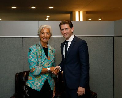 Am 24. September 2018 setzte Bundeskanzler Sebastian Kurz (r.) seine Reise anl&auml;sslich der UN-Generalversammlung nach New York fort. Im Bild mit der gesch&auml;ftsf&uuml;hrenden Direktorin des Internationalen W&auml;hrungsfonds Christine Lagarde (l.).