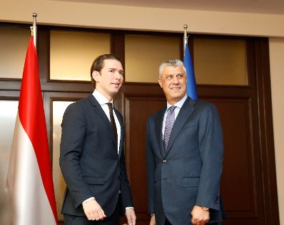 Am 6. November 2018 reiste Bundeskanzler Sebastian Kurz (l.) zu einem Arbeitsbesuch nach Pristina. Im Bild mit dem Pr&auml;sidenten der Republik Kosovo Hashim Tha&ccedil;i (r.).