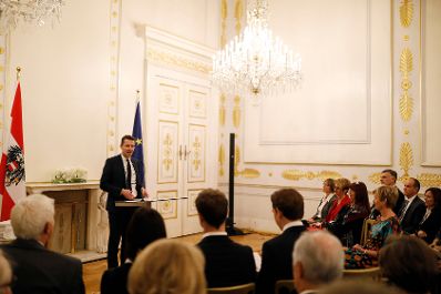 Am 3. Dezember 2018 bestellte der Bundeskanzler Vertreterinnen und Vertreter der Wirtschaft zu Mitgliedern der bei der Bundesanstalt &quot;Statistik &Ouml;sterreich&quot; eingerichteten Wirtschaftskurie. Damit haben sie das Recht, die Bezeichnung &quot;Kommerzialrat/Kommerzialr&auml;tin f&uuml;r die Statistik&quot; zu f&uuml;hren. Im Bild Generalsekret&auml;r Dieter Kandlhofer.