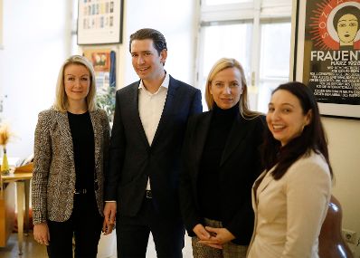 Am 10. Dezember 2018 besuchten Bundeskanzler Sebastian Kurz (m.l.) und Bundesministerin Juliane Bogner-Strau&szlig; (m.r.) die Sektion f&uuml;r Frauenangelegenheiten und Gleichstellung. Im Bild mit Kabinettschefin Bernadett Humer (l.) und Sektionsleiterin Ines Stilling (r.).