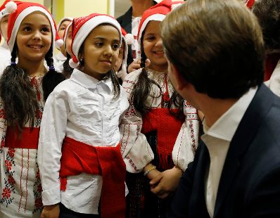 Am 21. Dezember 2018 reiste Bundeskanzler Sebastian Kurz (r.) zu einem Arbeitsbesuch nach Ploiesti. Im Bild beim Concordia Ausbildungscenter.