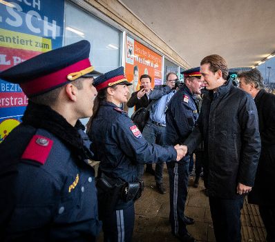 Am 14. J&auml;nner 2020 besuchte Bundeskanzler Sebastian Kurz (im Bild) gemeinsam mit Vizekanzler Werner Kogler und Bundesminister Karl Nehammer die Polizeiinspektion Wien - Westbahnhof.