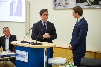 Am 27. Februar 2020 besuchte Bundeskanzler Sebastian Kurz (r.) die Industriellenvereinigung Wien. Im Bild mit dem Vize-Generalsekret&auml;r Peter Koren (l.) und dem Generalsekret&auml;r Christoph Neumayer (m.).