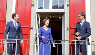 Am 18. September 2020 traf Bundeskanzler Sebastian Kurz (l.) im Rahmen seines Arbeitsbesuchs in der Schweiz die Schweizer Bundespr&auml;sidentin Simonetta Sommaruga (m.).