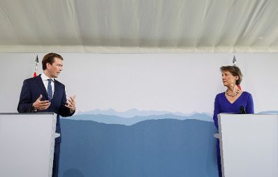 Am 18. September 2020 traf Bundeskanzler Sebastian Kurz (l.) im Rahmen seines Arbeitsbesuchs in der Schweiz die Schweizer Bundespr&auml;sidentin Simonetta Sommaruga (r.).