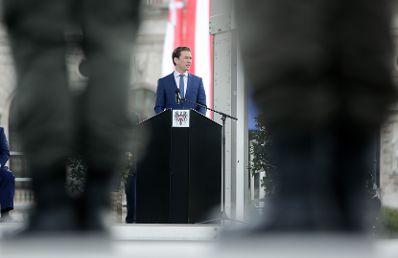 Am 26. Oktober 2020 hielt Bundeskanzler Sebastian Kurz (im Bild) im Rahmen der Angelobung der Rekrutinnen und Rekruten des &ouml;sterreichischen Bundesheeres auf dem Wiener Heldenplatz eine Rede zum &Ouml;sterreichischen Nationalfeiertag.