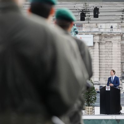 Am 26. Oktober 2020 hielt Bundeskanzler Sebastian Kurz (im Bild) im Rahmen der Angelobung der Rekrutinnen und Rekruten des &ouml;sterreichischen Bundesheeres auf dem Wiener Heldenplatz eine Rede zum &Ouml;sterreichischen Nationalfeiertag.